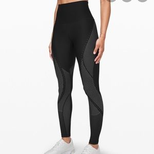 Lululemon  Mapped Out HR Tight 28 inch